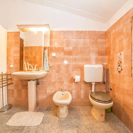 Vintijan 1268 Apartament *