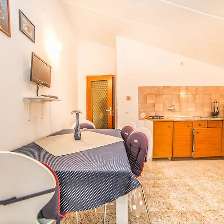 Apartament Vintijan 1268 Pula